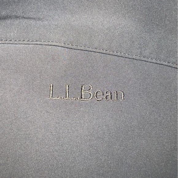L.L. Bean soft shell nylon/fleece jacket men’s size XL. - Picture 4 of 10